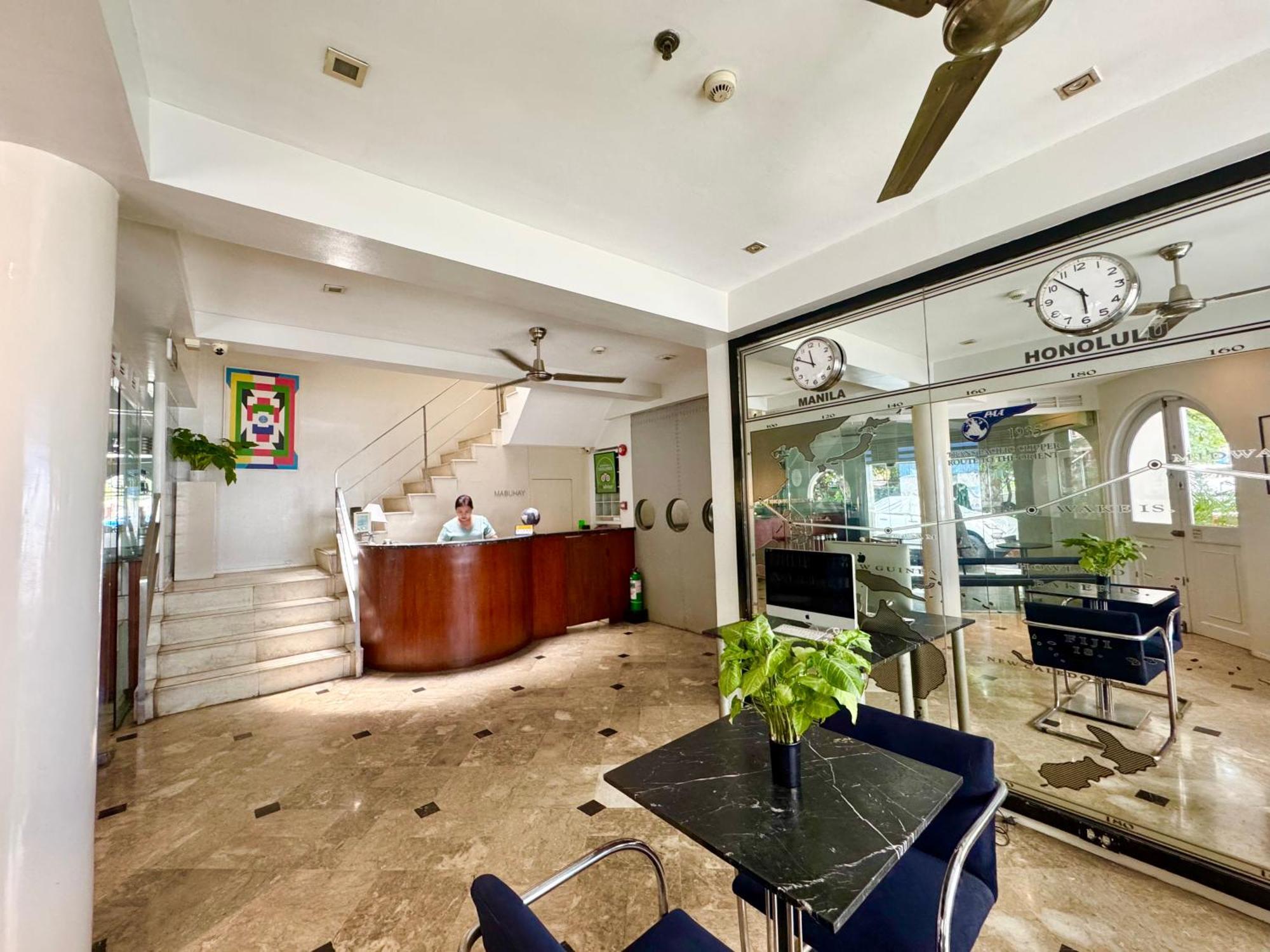 The Clipper House, Poblacion Makati Manila Exterior photo