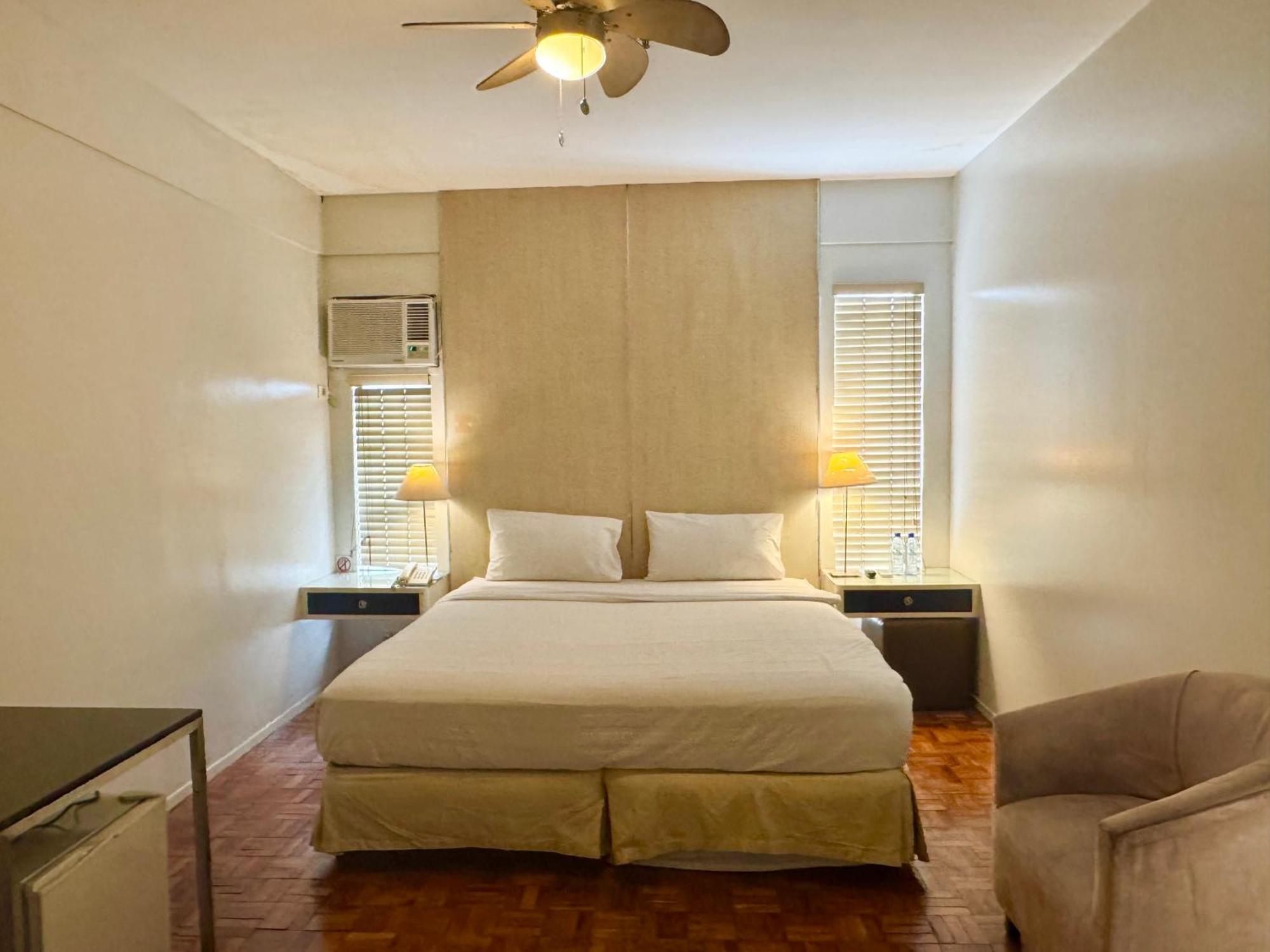 The Clipper House, Poblacion Makati Manila Room photo